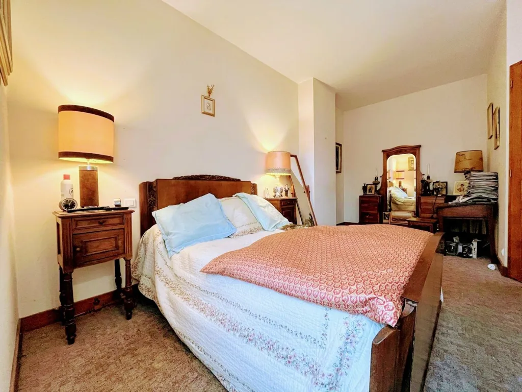 Bedrooms - Spacious House with Garden in Quiet Countryside