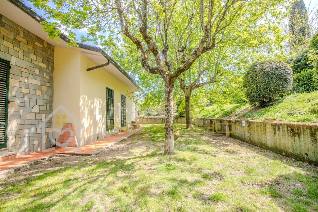 Garden - Panoramic Villa with Garden in Bagno a Ripoli