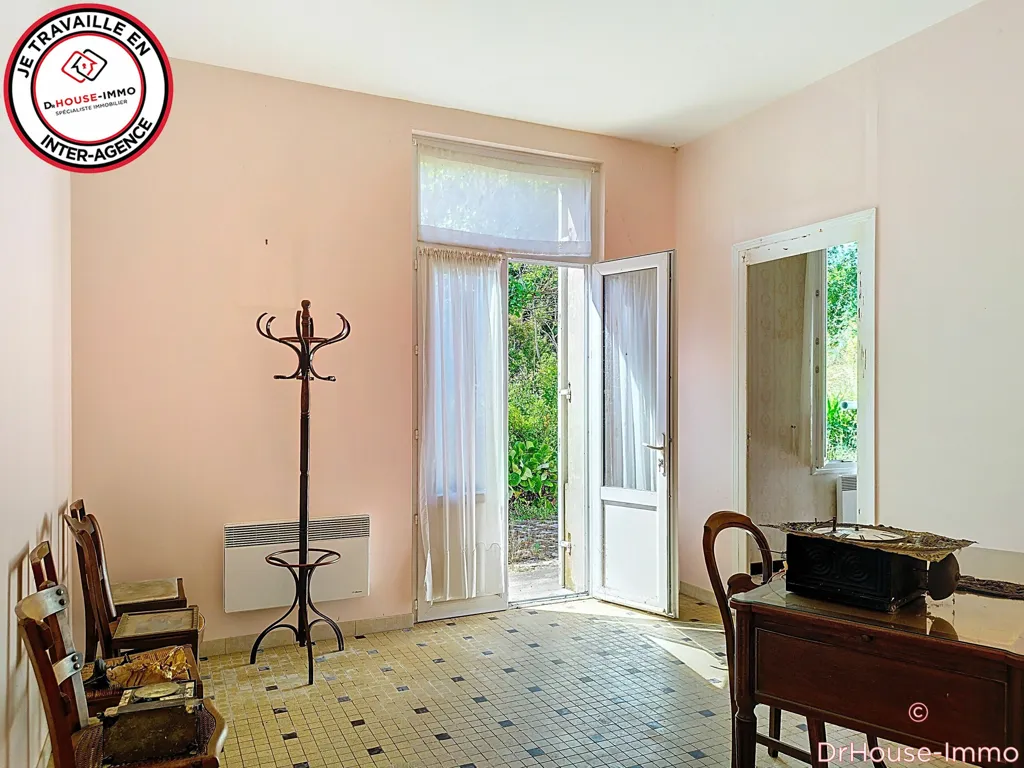 Kabinet - Renovated Bungalow with Garden in Samonac