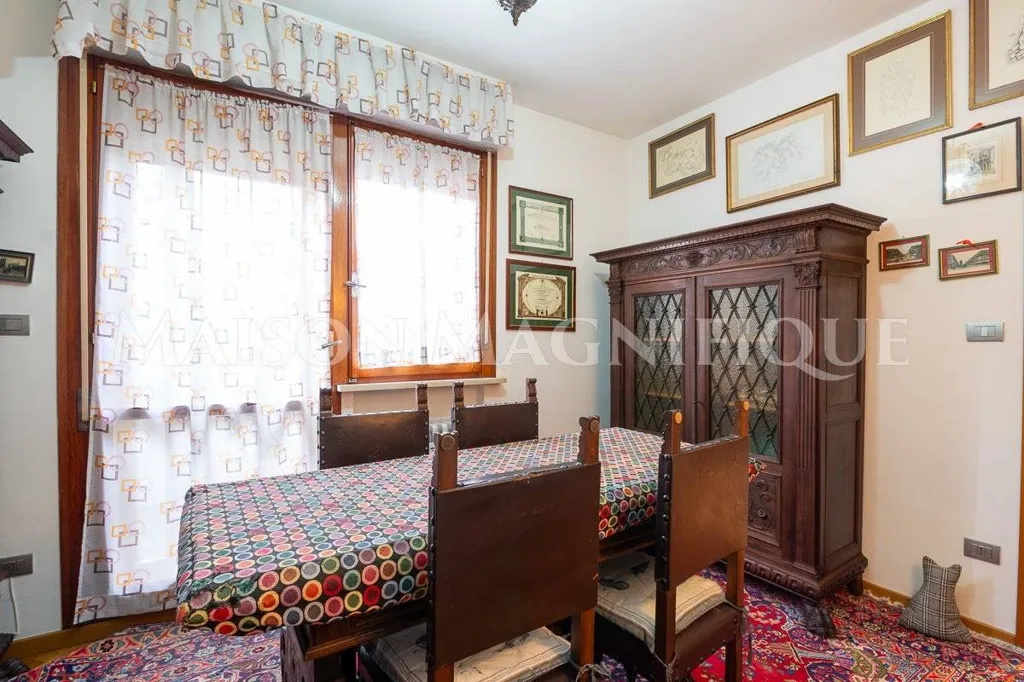 Söögituba - Penthouse with Terrace in Ferrara
