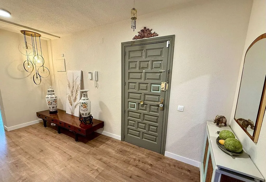 Hallway - Penthouse with Pool in Talamanca de Jarama