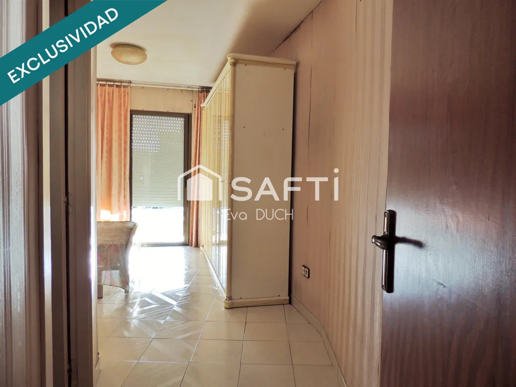 Esik - Flat with Balconies in Central Tordera
