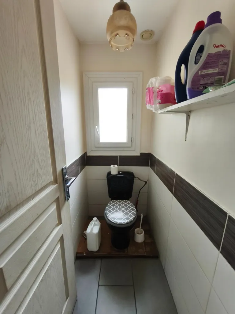 Bathrooms - House with Garden in Castelculier