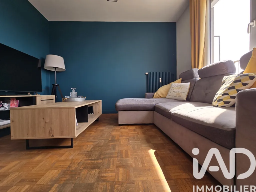 Séjour - Appartement avec balcon-terrasse à Orléans