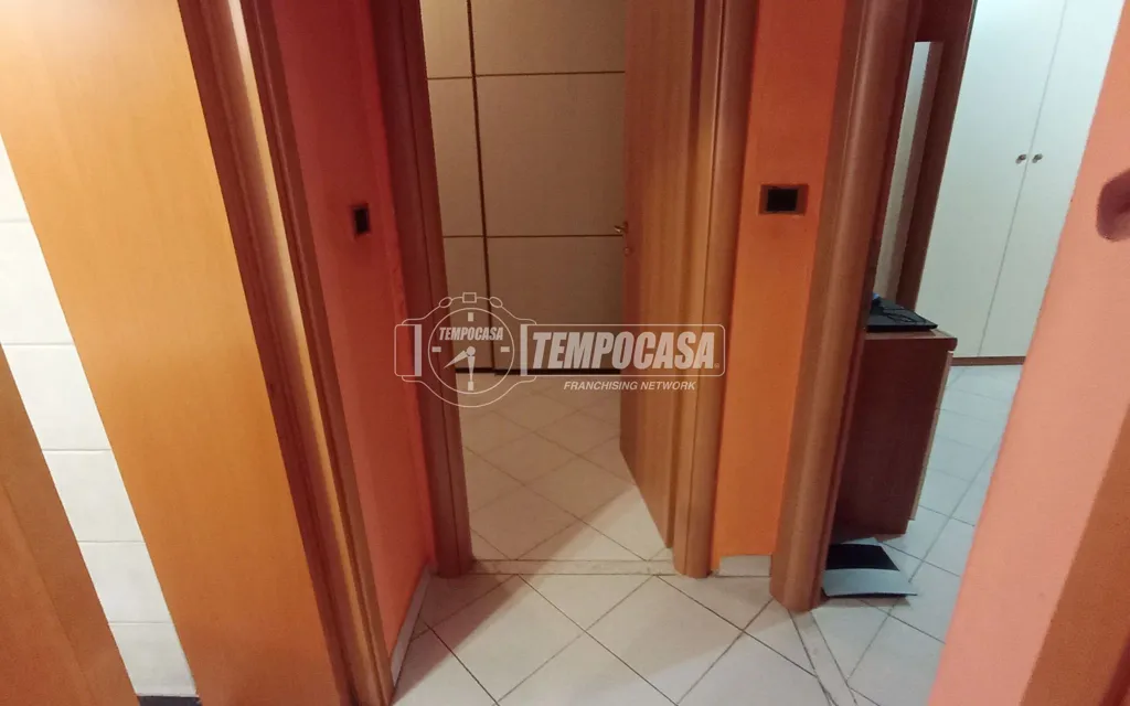 Entrée - Spacious 3-Bedroom Apartment in Cesate
