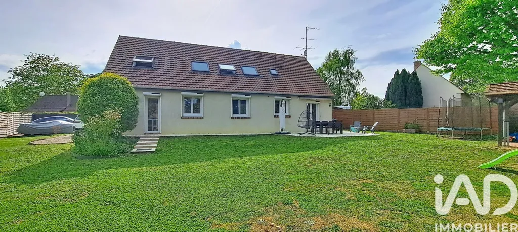 Jardin - Maison Familiale Rénovée avec Jardin à La Ferté-Alais