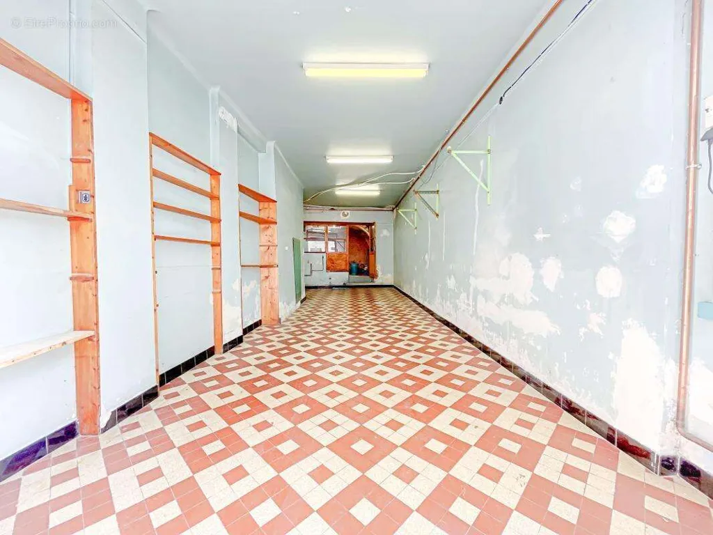 Pièces - Maison de Village Rénovée à Sainte-Tulle