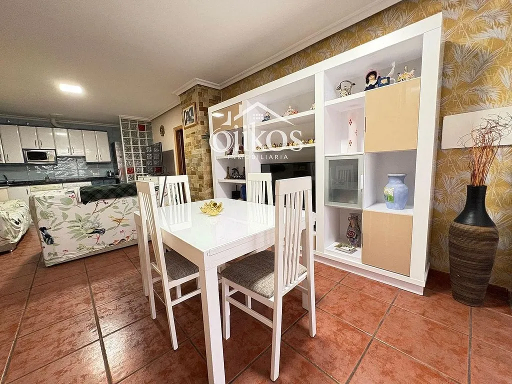 Salle à manger - Ground Floor Flat with Independent Entry in Barrio Blanco