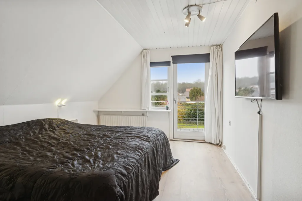 Chambres - Villa with South-Facing Garden in Odense