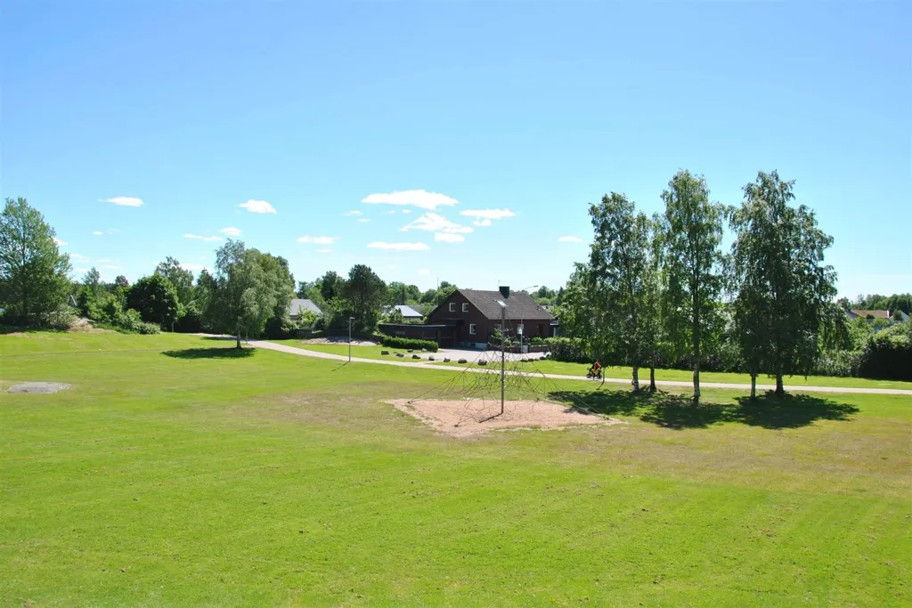 Jardin - Apartment with South-East View in Vänersborg