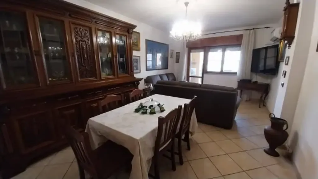 Salle à manger - Spacious Apartment with Balcony in Terracina