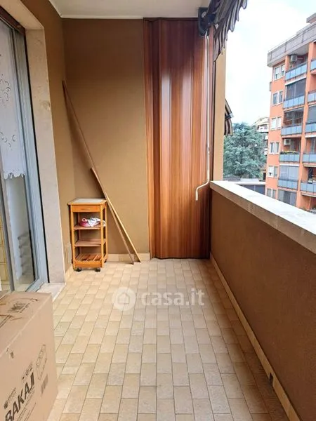 Balcone - Fully Furnished Flat with Balcony in Novara