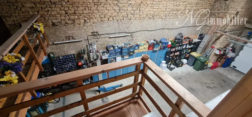 Garage - Maison Neufchef avec Piscine Intérieure