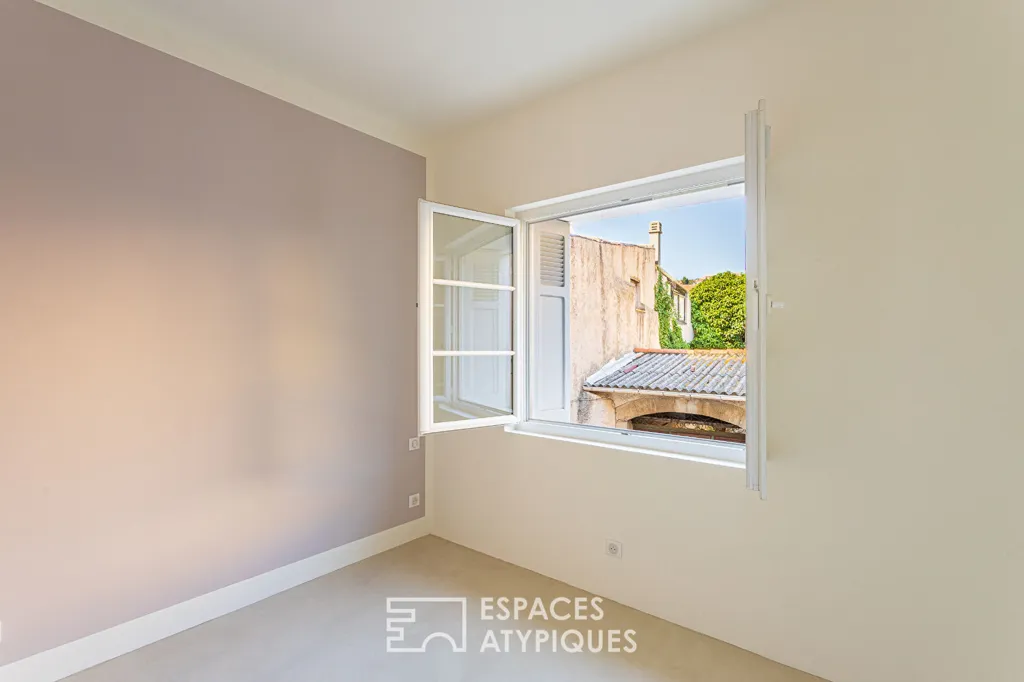 Toad - Architecturally Renovated 2-Bedroom in Hyères