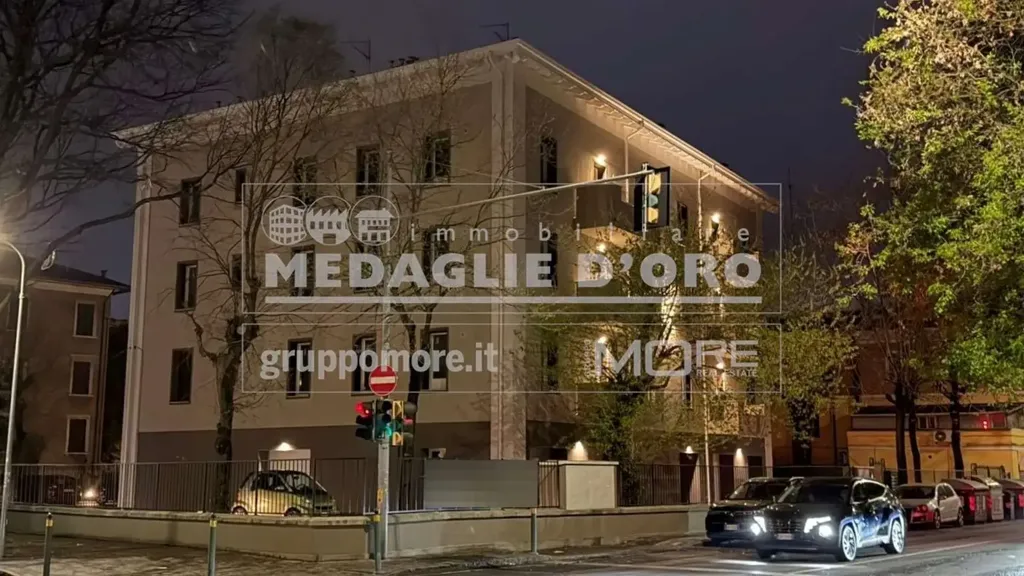 Välivaade - Luxury Flat with Balcony in Modena