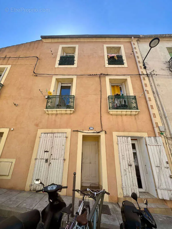 Välivaade - 4-Unit Building in Central Sète