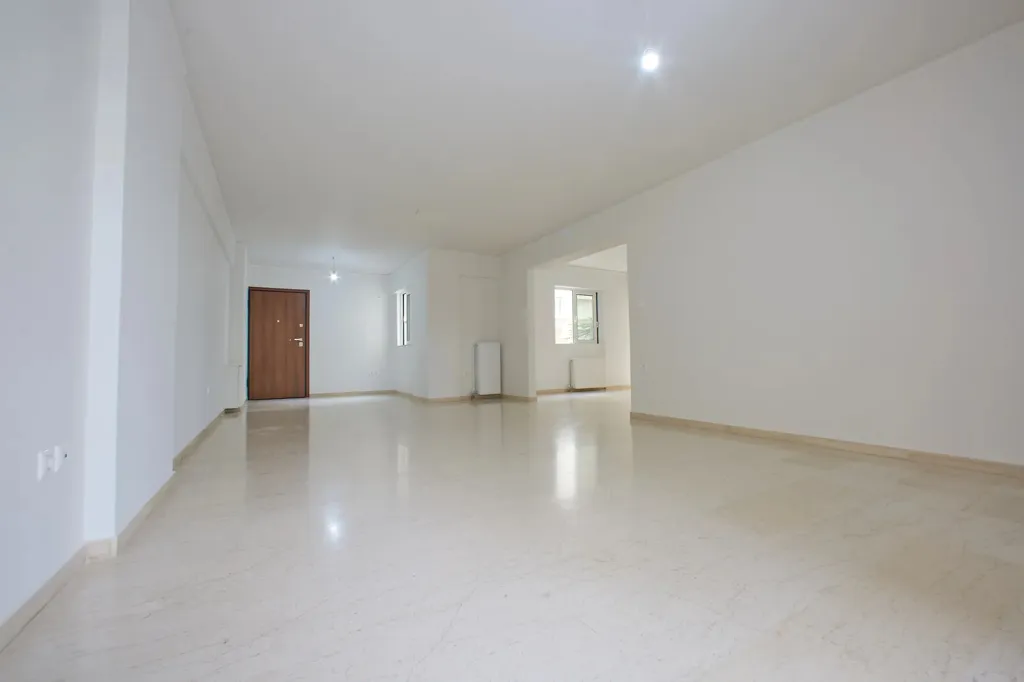 Pièces - Renovated Apartment with Panoramic View in Marousi