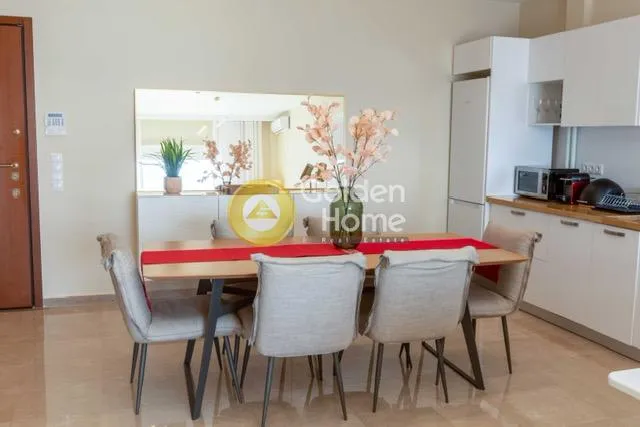 Salle à manger - Apartment with Sea View in Piraeus