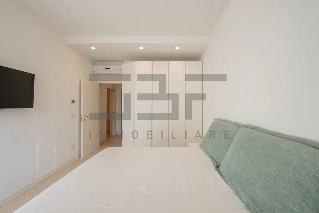 Chambres - Two-Bedroom Apartment with Panoramic View in Milan