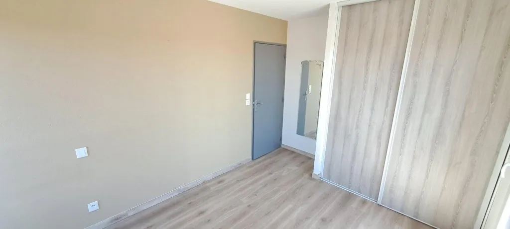 Chambres - Appartement T2 avec Terrasse à Chazelles-sur-Lyon
