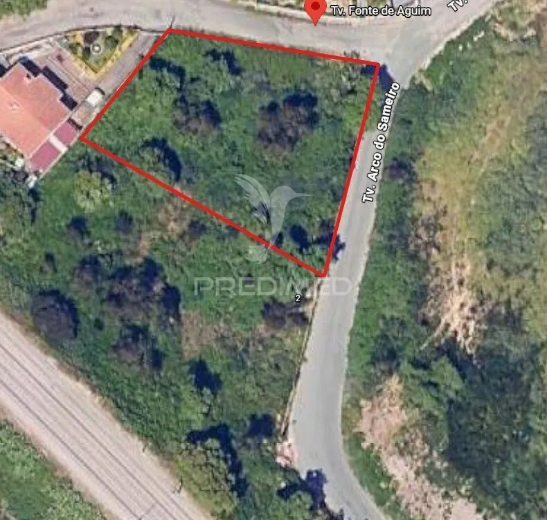 Development Land with Solar Exposure in Madalena