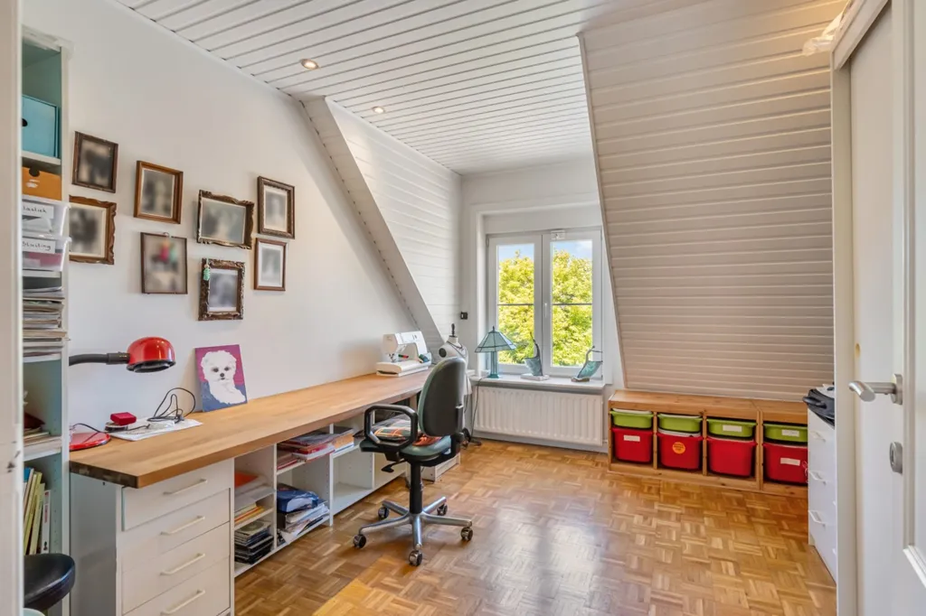 Bureau - Villa Rénovée avec Garage à Erps-Kwerps