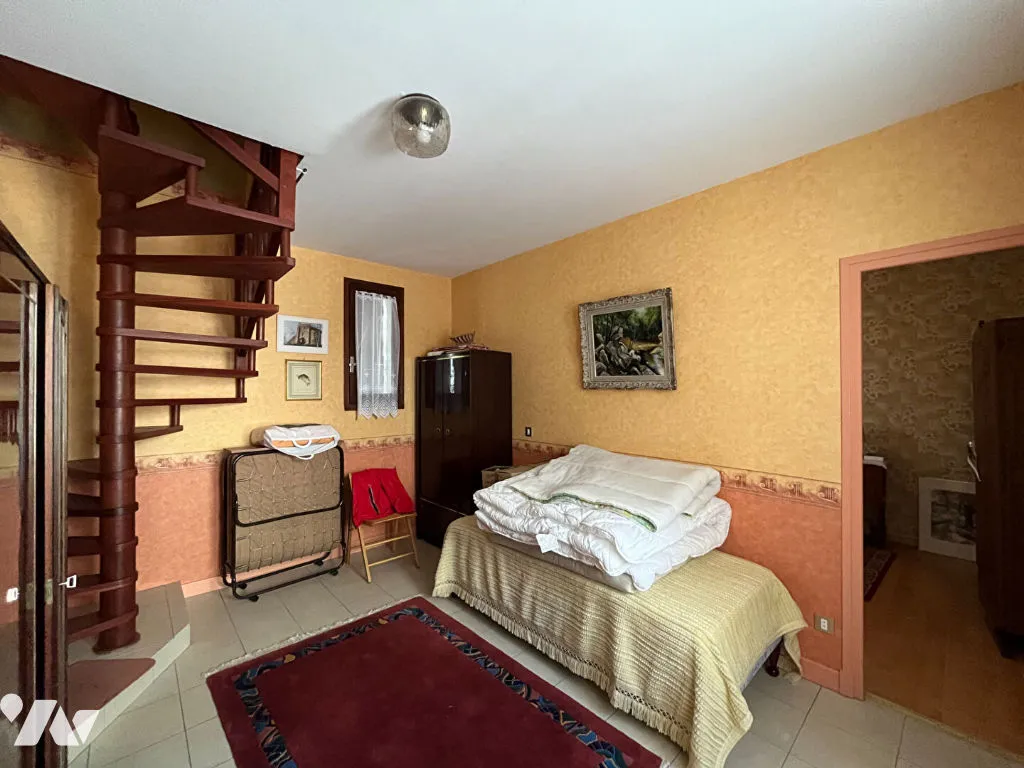Bedrooms - Architect's House with Garden near Figeac