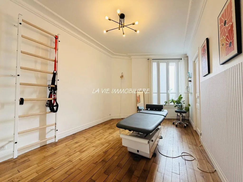 Rooms - Luxury Apartment with Intercom in Marais, Paris