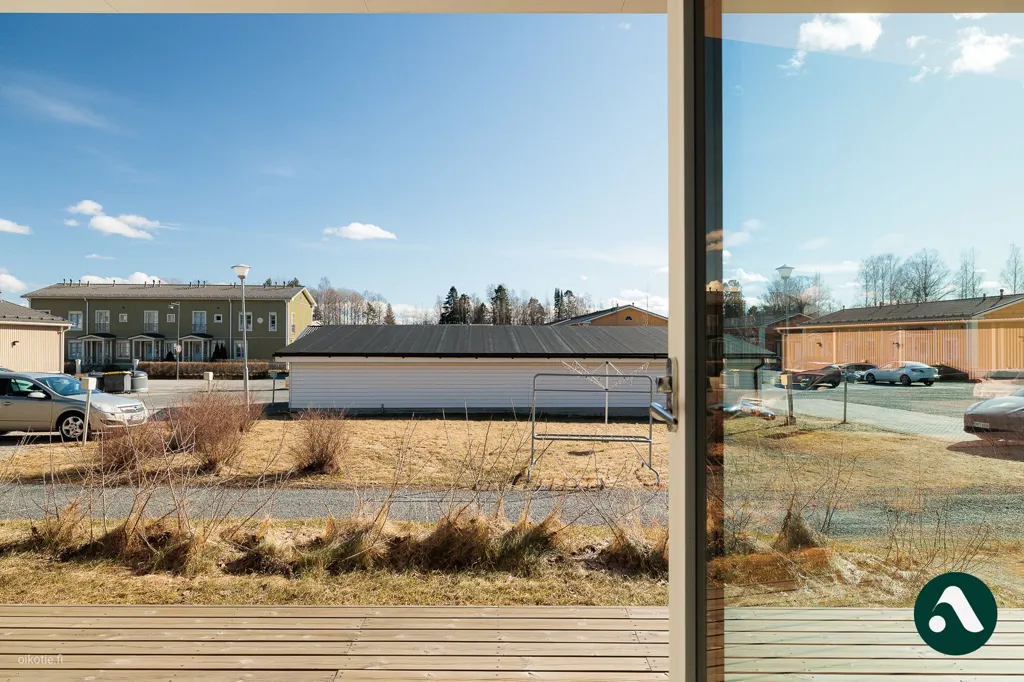 Balcon - Bright Two-Bedroom Apartment with Terrace in Nokia