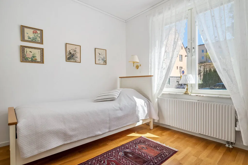 Magamistoad - Apartment with Garden in City Centre