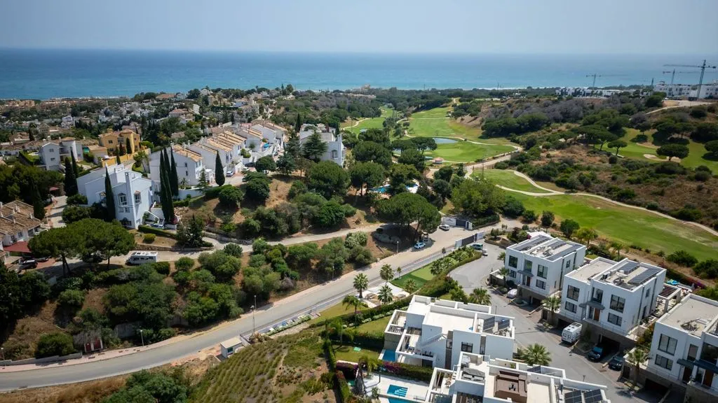 Õhuvaade - Luxury Villa with Sea View in Marbella Del Este