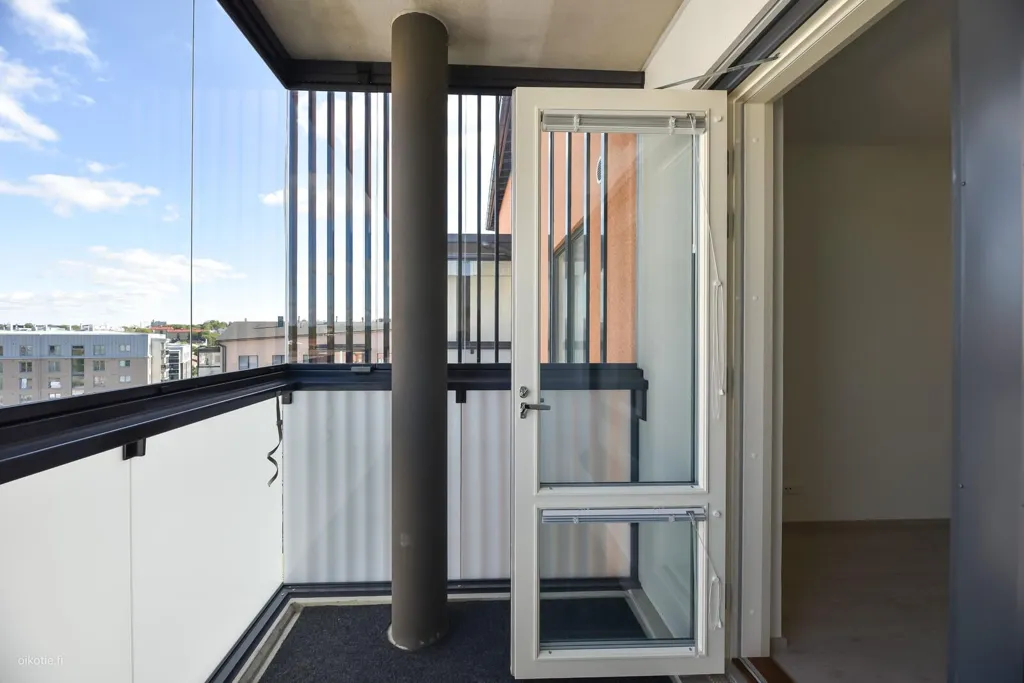 Balcone - Two-Room Apartment with Balcony in Turku