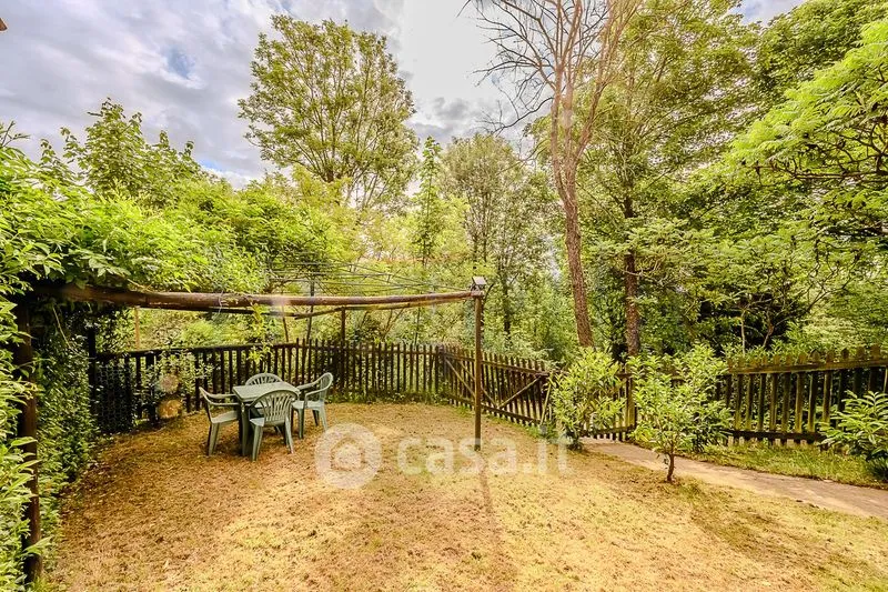 Jardin - Modern Bilocale with Garden in Villa del Bosco