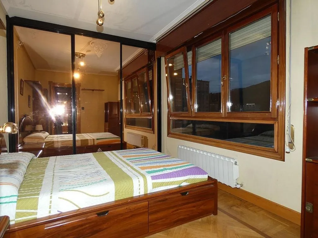 Chambres - Apartment with Balcony in Arteagabeitia
