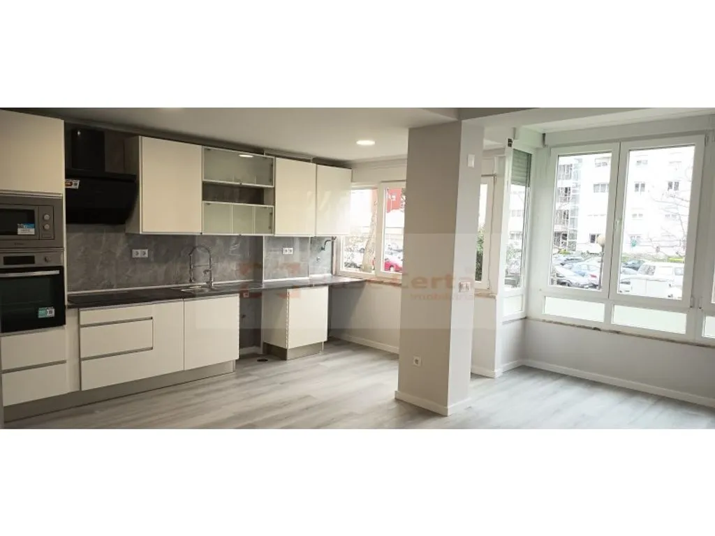Cuisine - Luxury Apartment with Beach Access in Oeiras