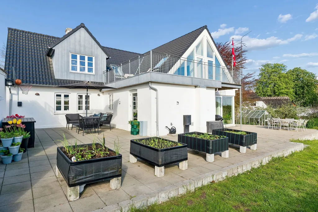 Maison 8 pièces à Blommenslyst