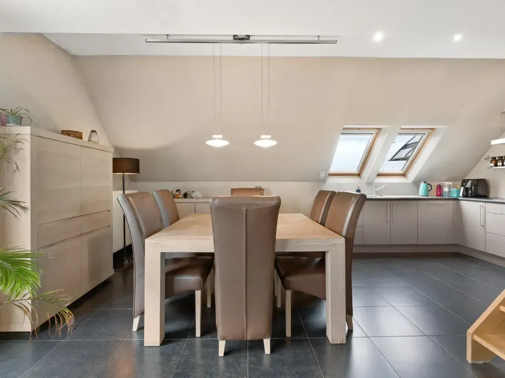 Salle à manger - Appartement avec Trois Chambres à Maldegem