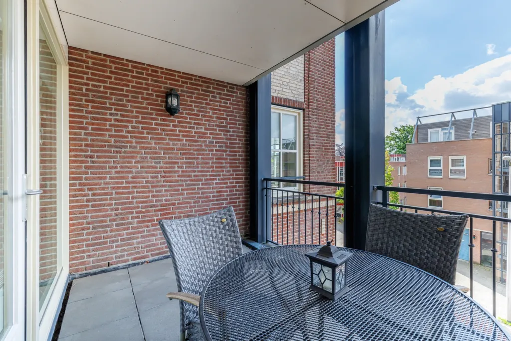 Balcon - Corner Apartment with Balcony in Oldenzaal