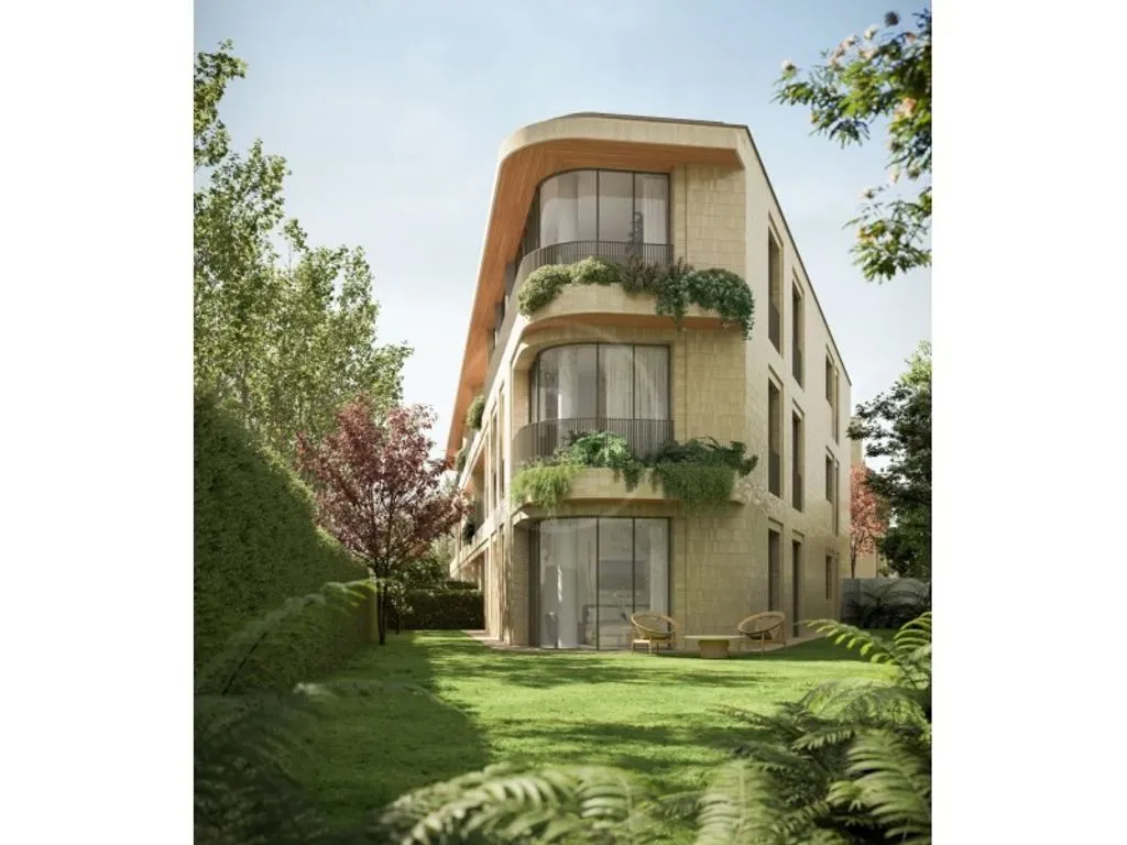 Luxury Flat with Private Garden in Foz, Porto