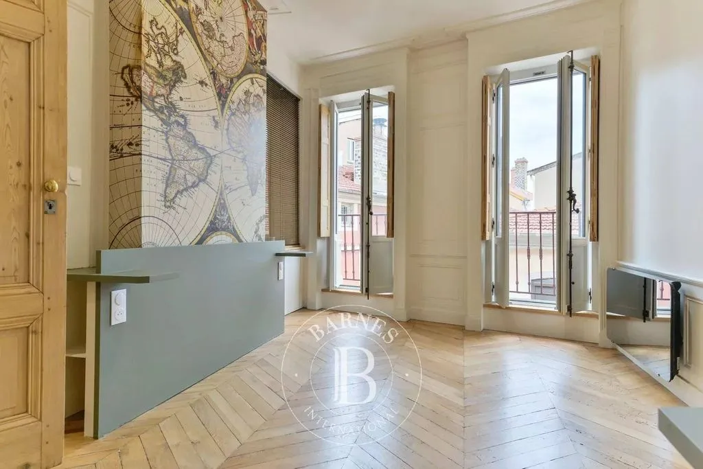 Soggiorno - 1-Bedroom Apartment with Balcony in Lyon