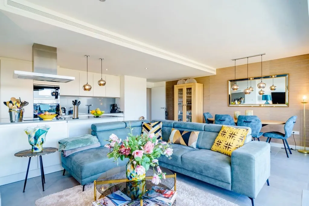 Elutuba - Apartment with Large Terrace in Estepona