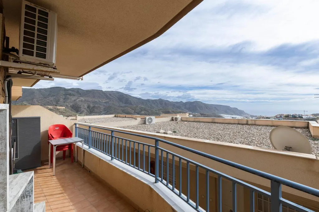 Rõdu - Furnished Apartment with Golf View in La Envía