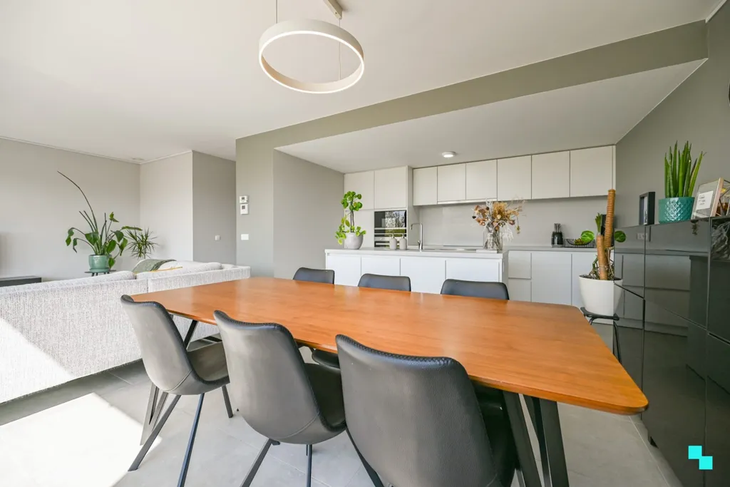 Salle à manger - Appartement Énergétique avec Terrasse à Sint-Eloois-Winkel