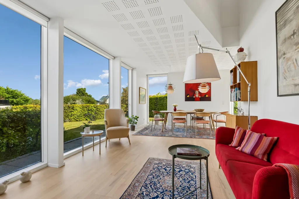 Séjour - Architect-Designed Villa with Øresund View in Rungsted Kyst
