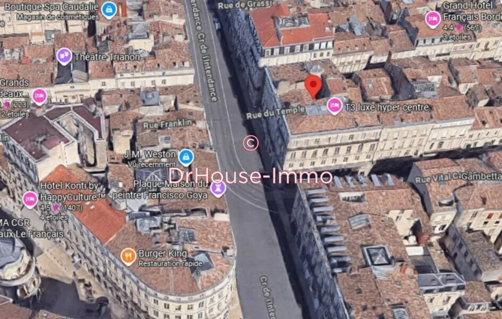 T1 avec Cour Intérieure au Cœur de Bordeaux