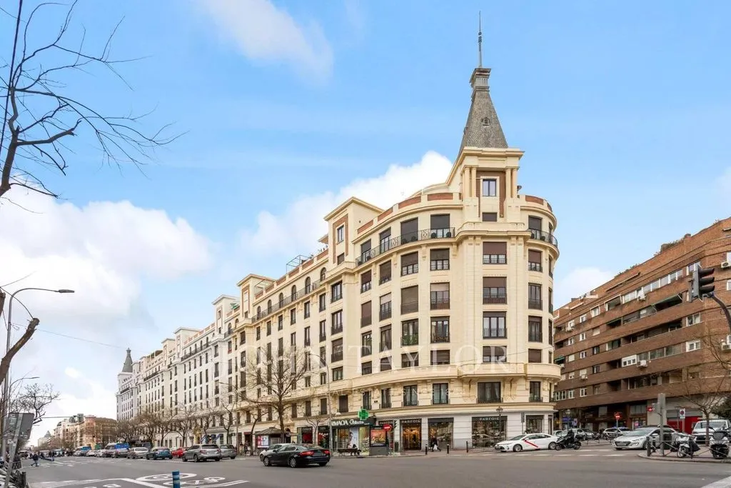 Välivaade - Luxury Flat with Balconies in Salamanca, Madrid