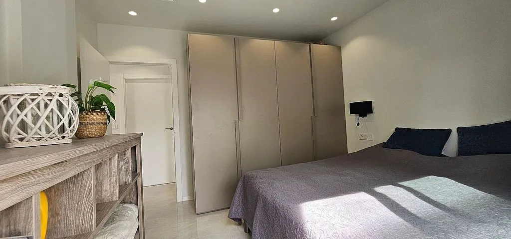 Chambres - Semi-Detached House with Pool in Finestrat