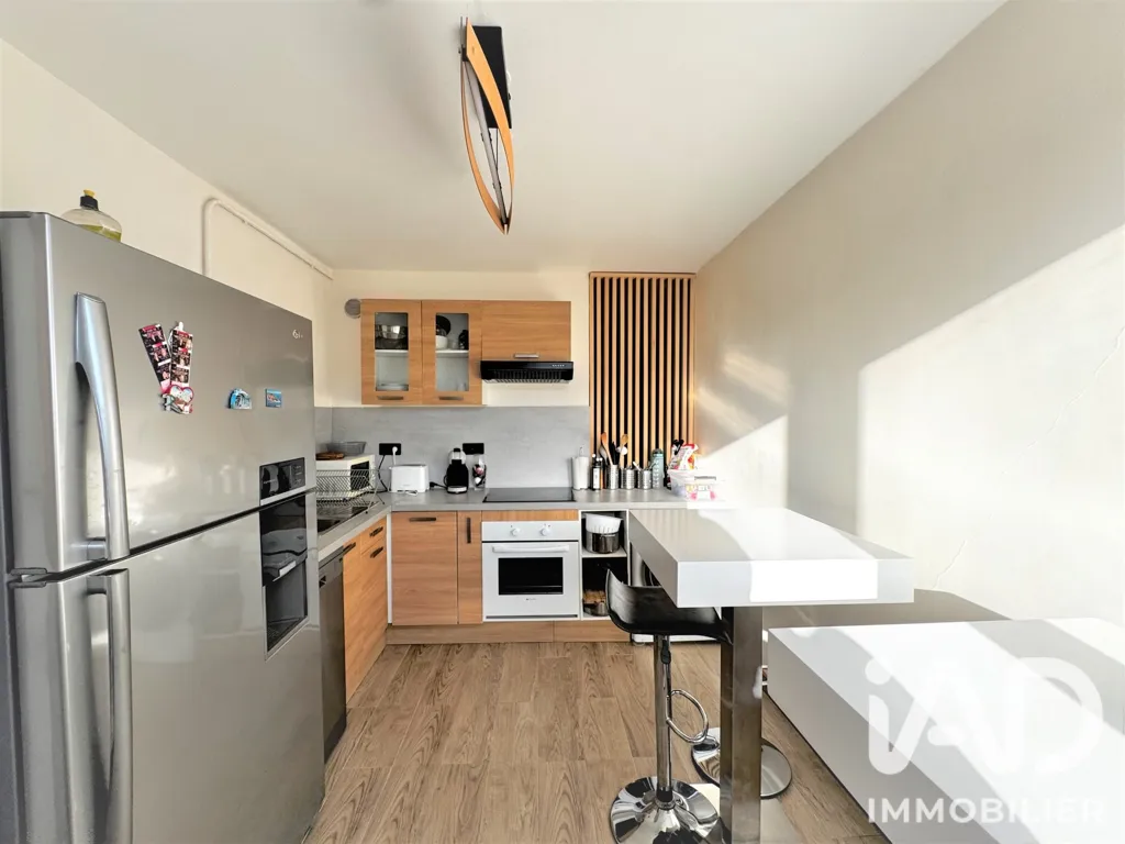 Cucina - 3-Bed Flat with Balcony in Déville-lès-Rouen