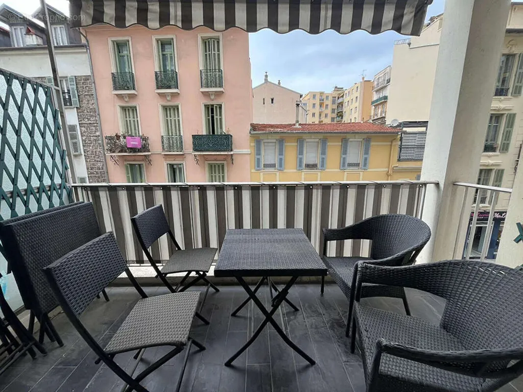 Balcon - Appartement 3 Pièces avec Terrasse à Nice