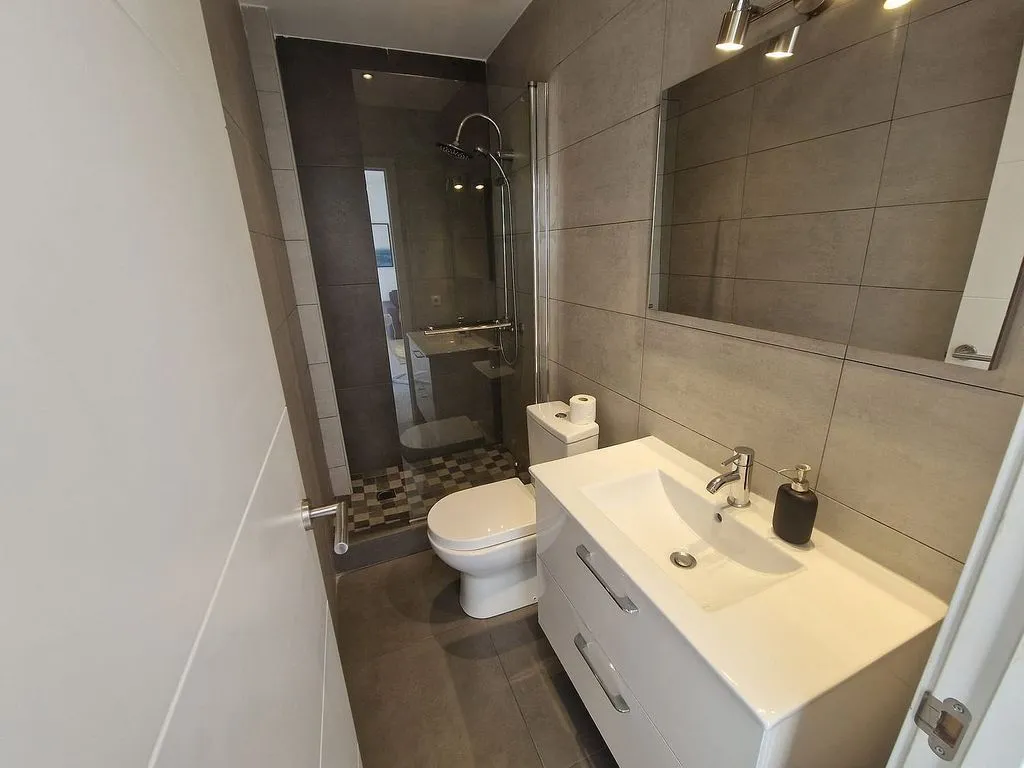 Salles de bain - Penthouse with Pool in Benahavís